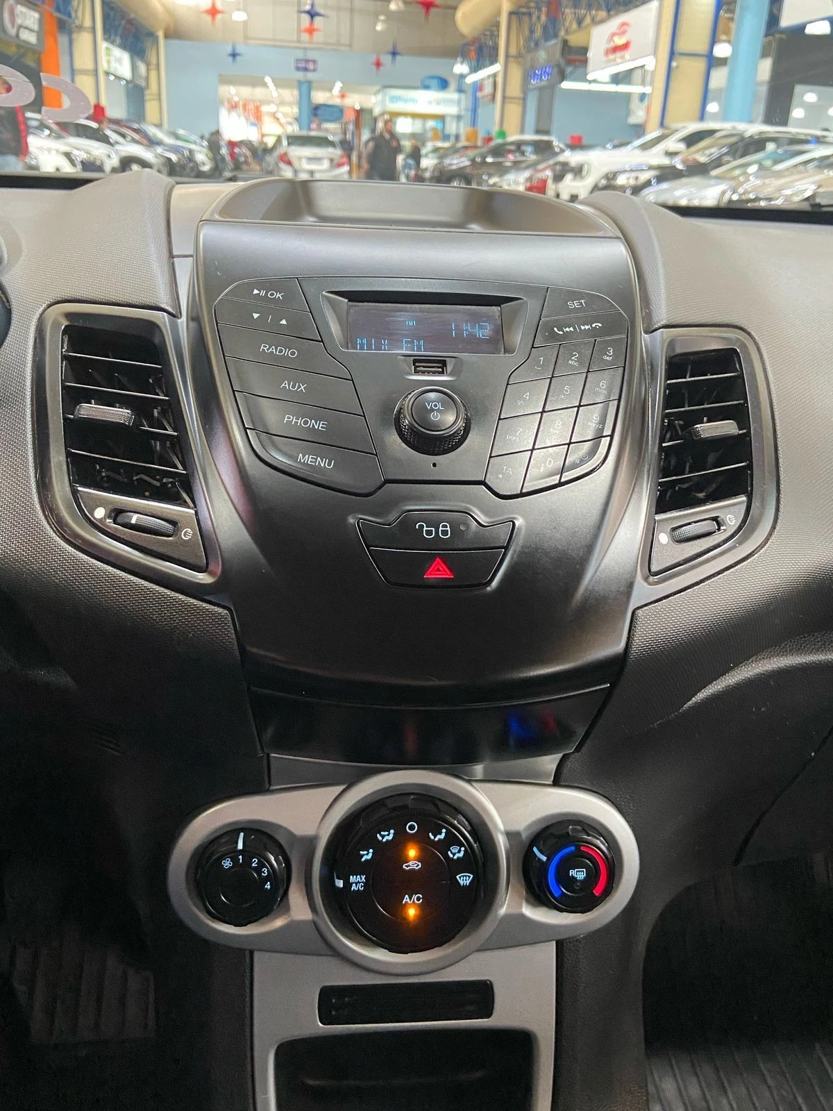 FORD FIESTA