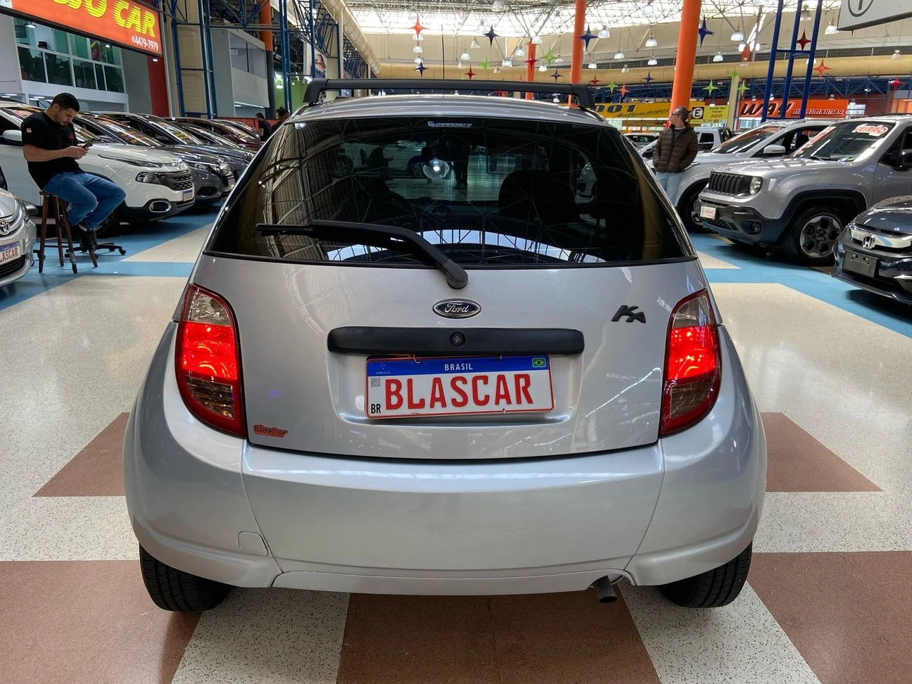 FORD KA