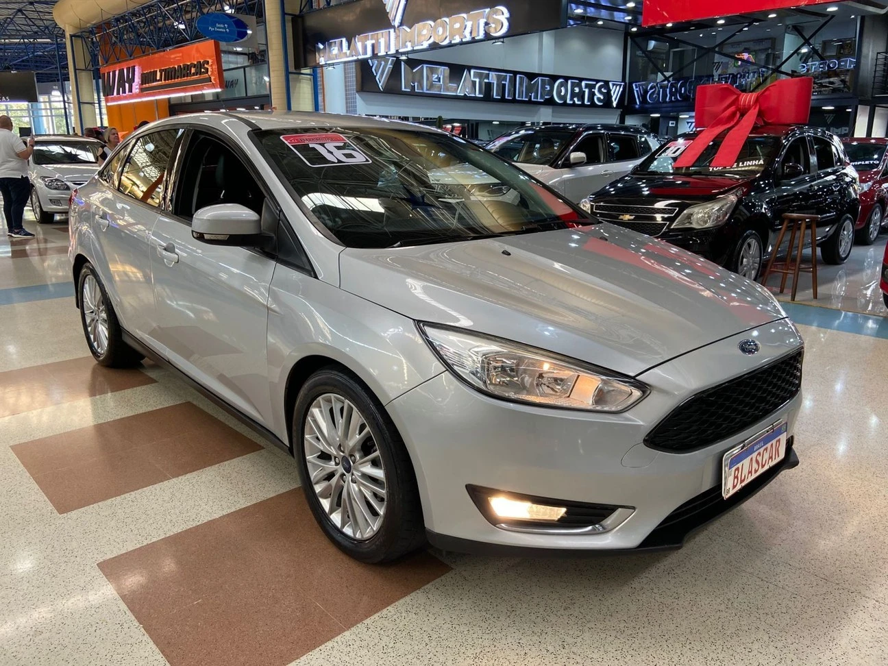 FORD FOCUS