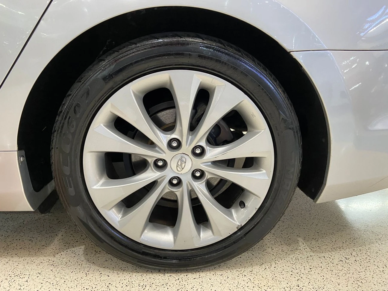 HYUNDAI AZERA