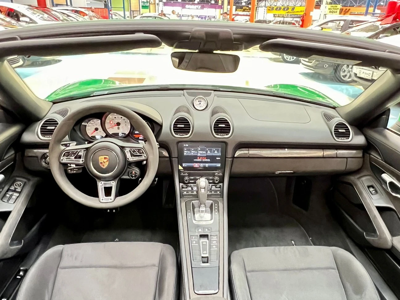 PORSCHE 718