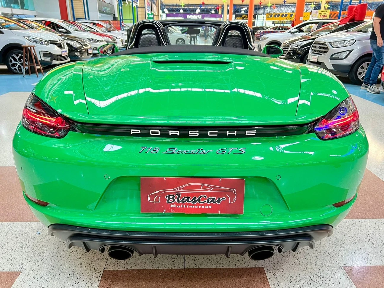 PORSCHE 718