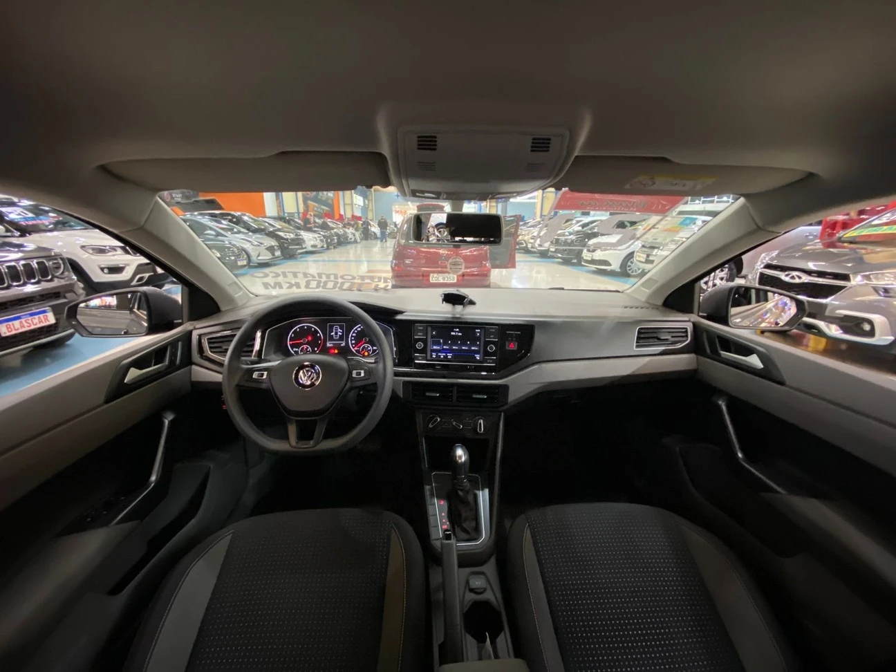 VOLKSWAGEN VIRTUS