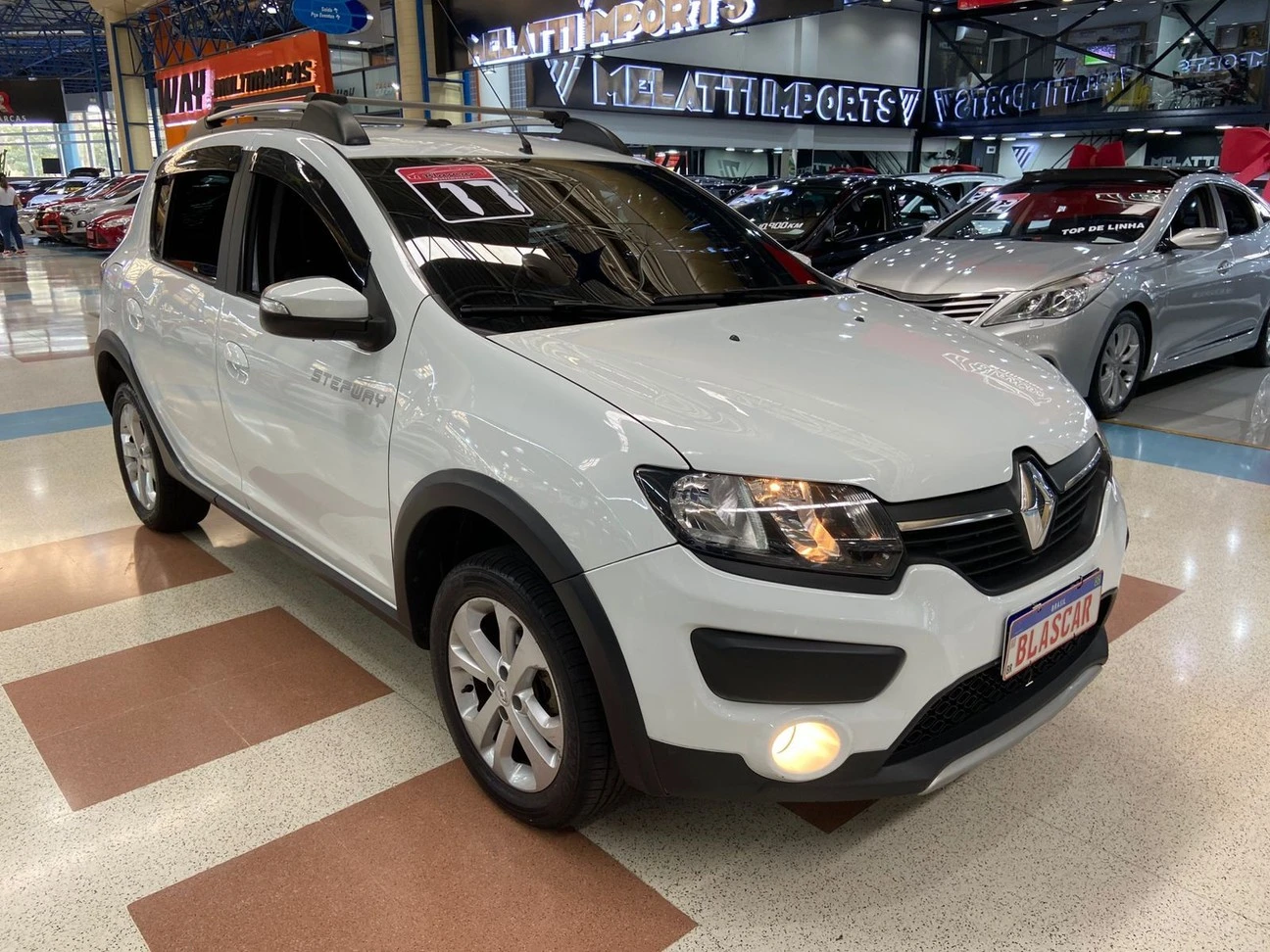 RENAULT SANDERO