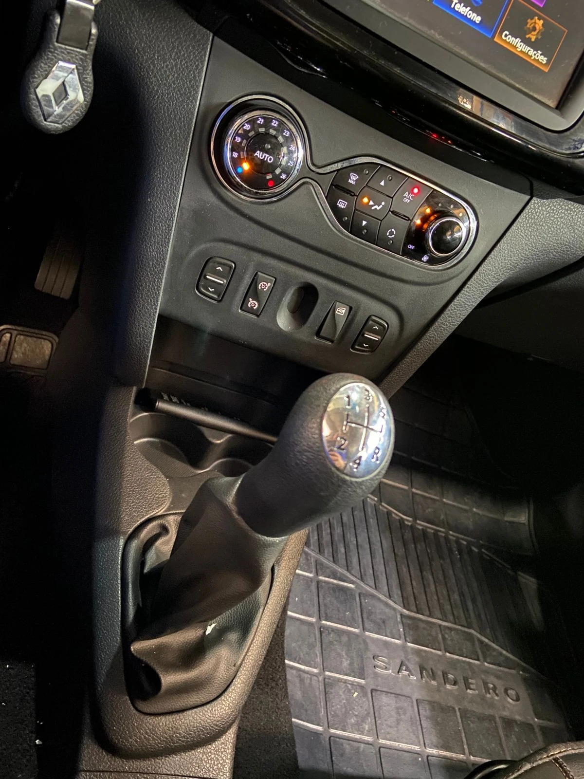 RENAULT SANDERO