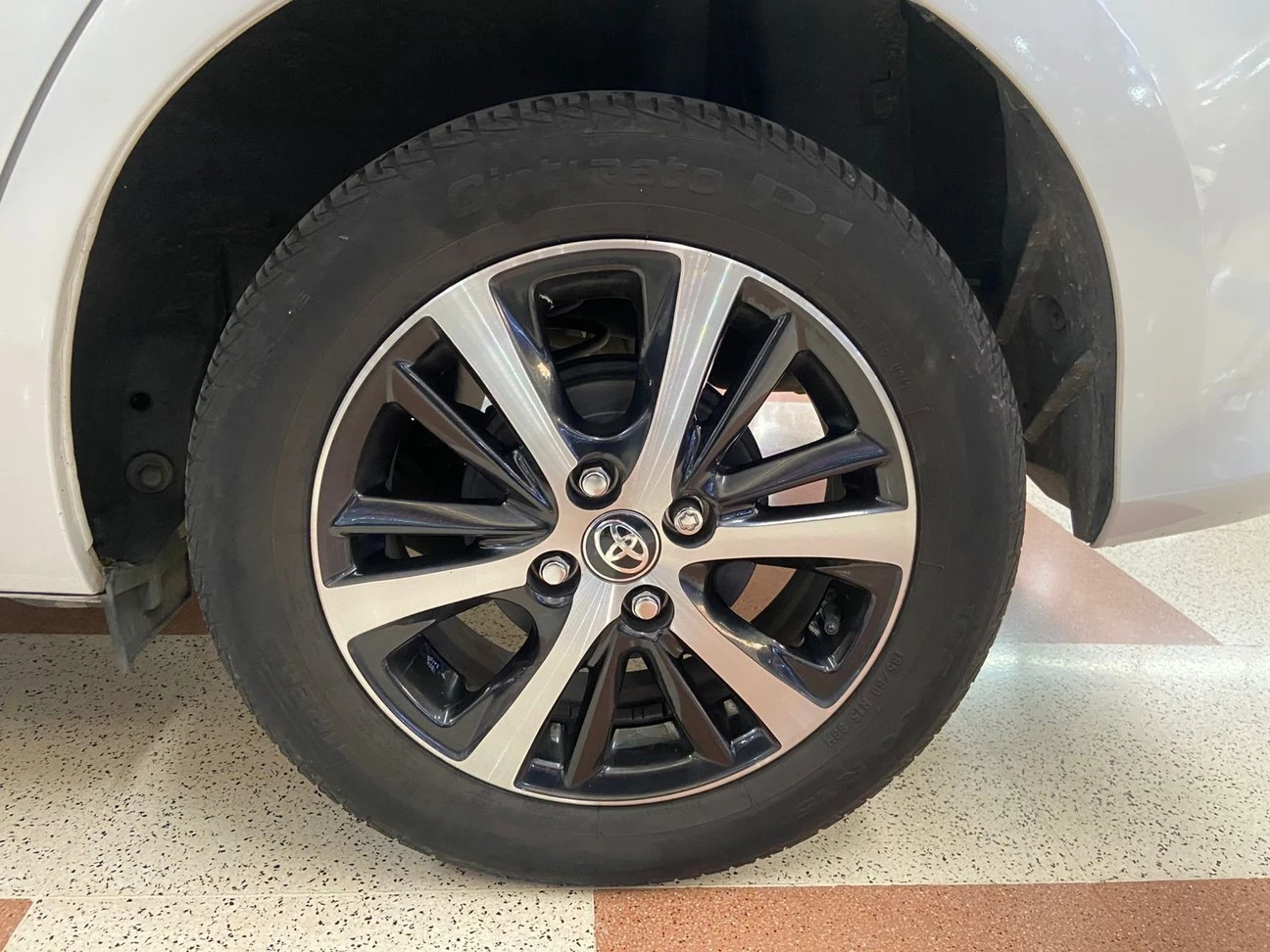 TOYOTA YARIS