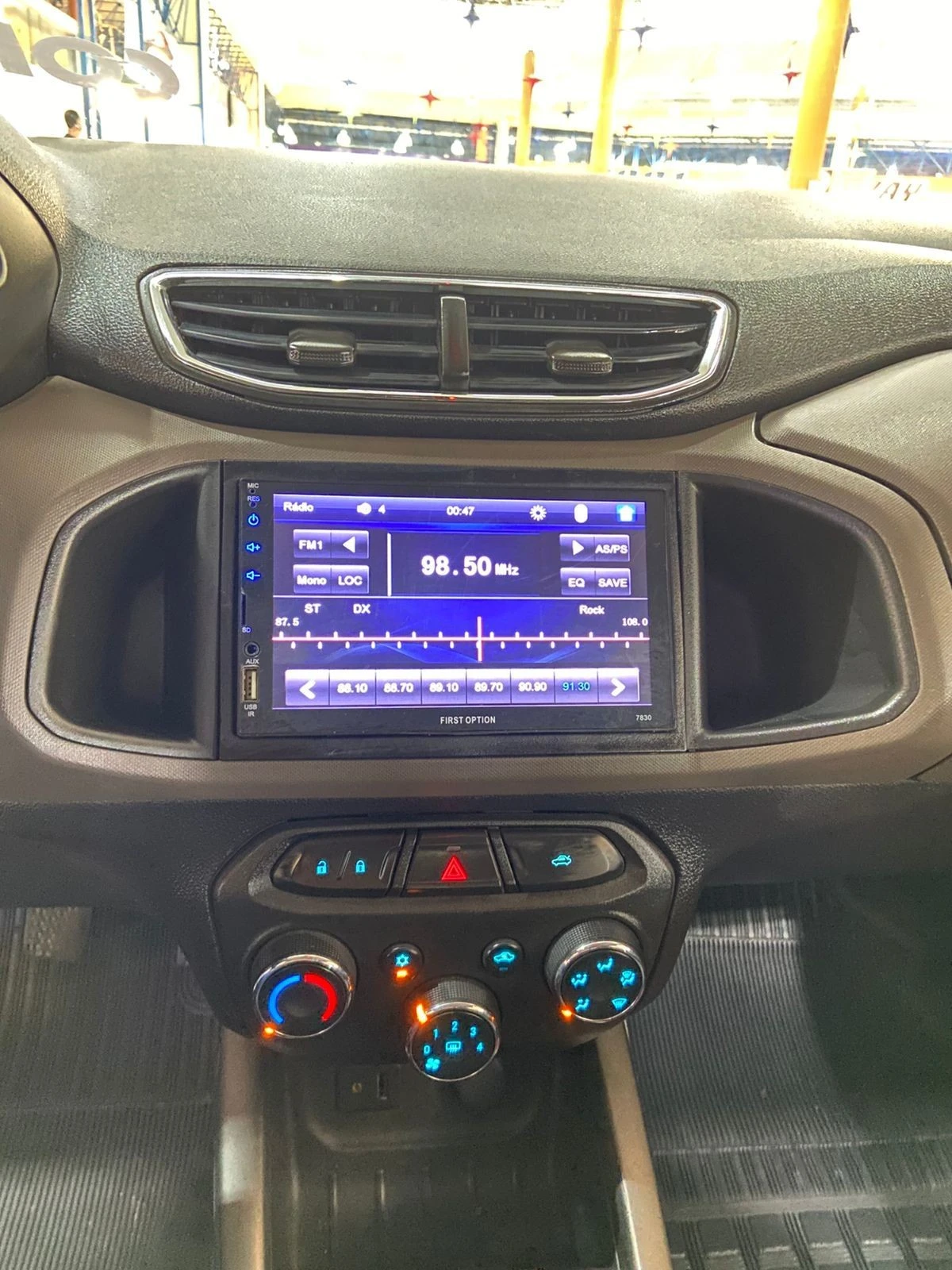 CHEVROLET PRISMA