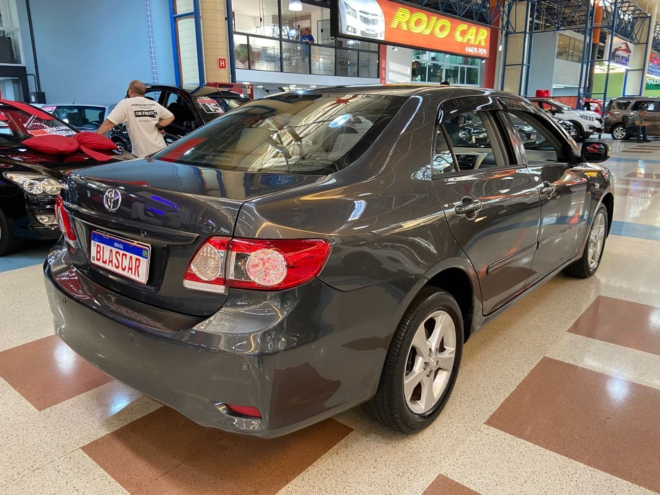 TOYOTA COROLLA