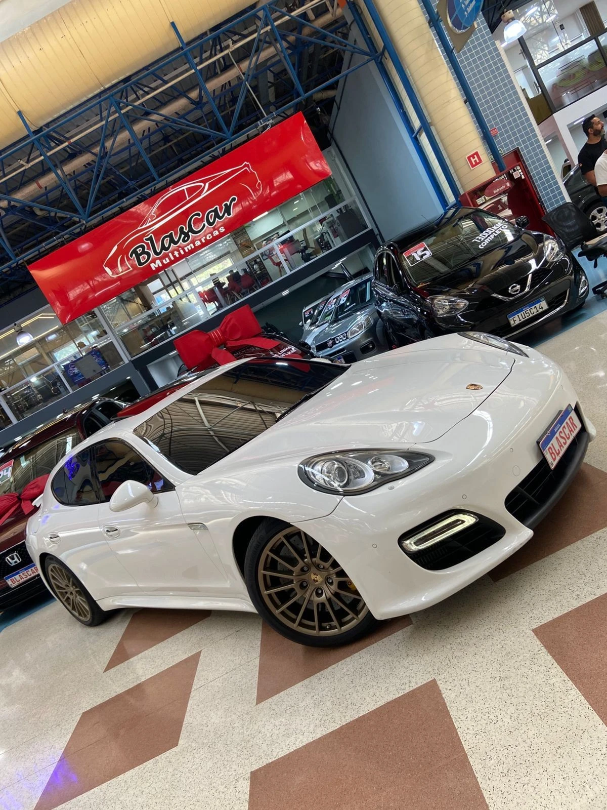 PORSCHE PANAMERA