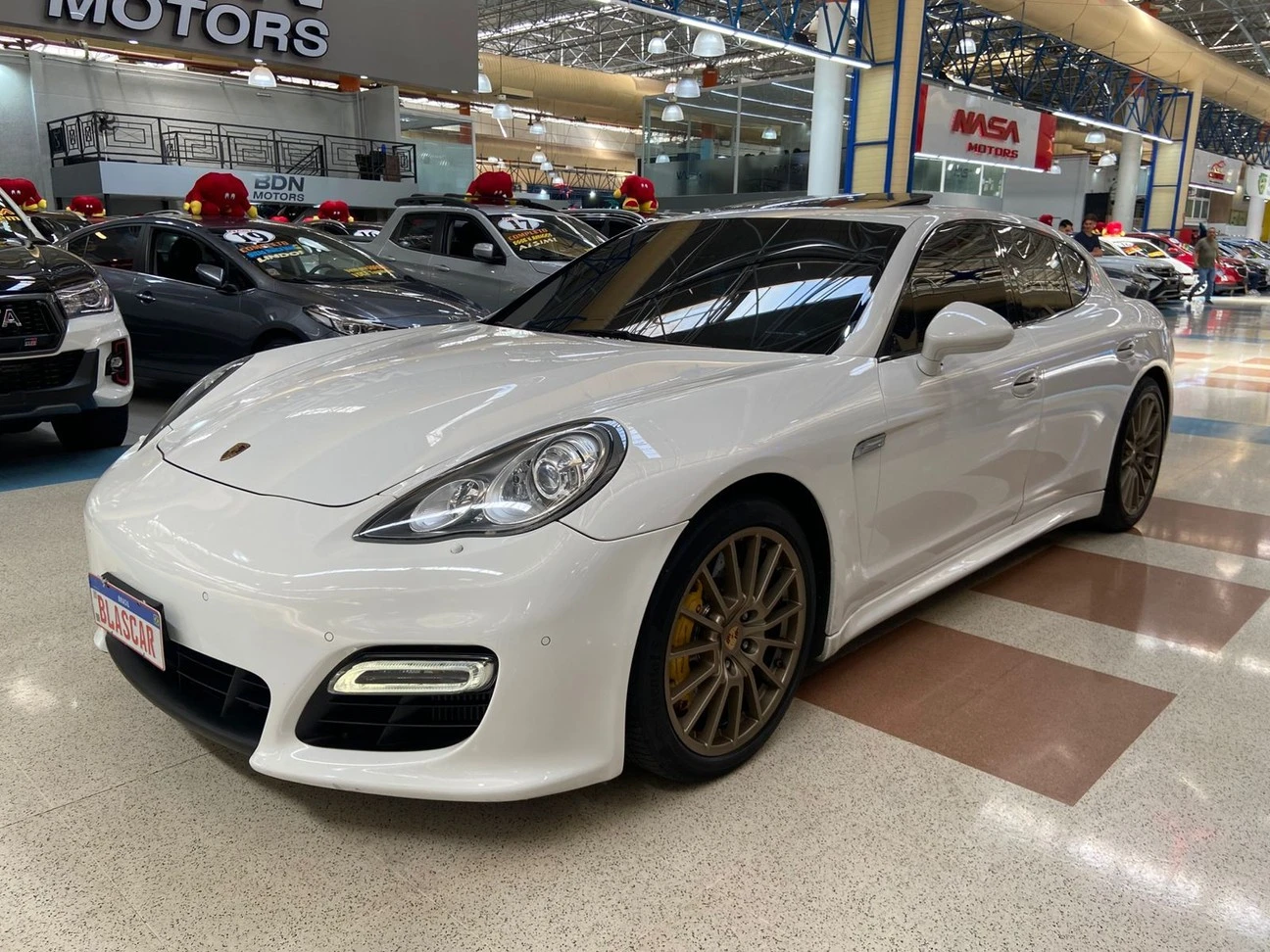 PORSCHE PANAMERA