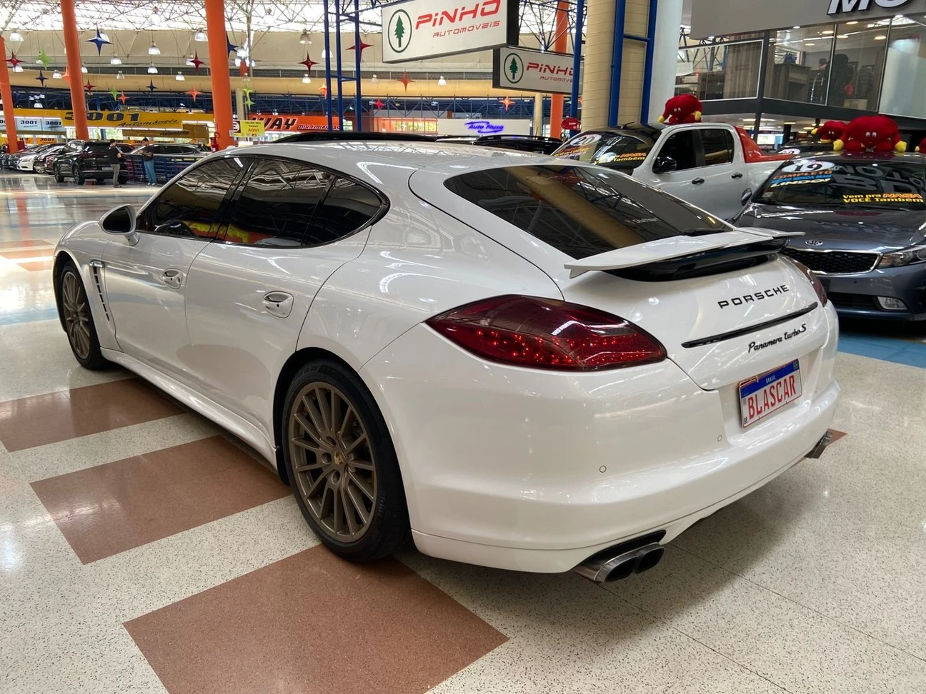 PORSCHE PANAMERA