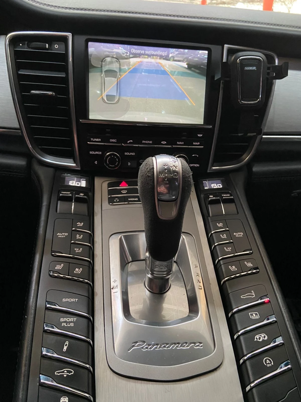 PORSCHE PANAMERA