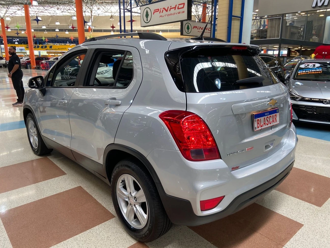 CHEVROLET TRACKER