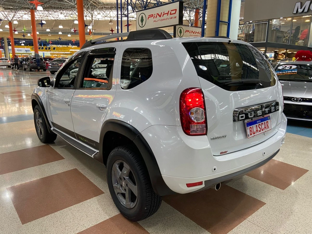 RENAULT DUSTER