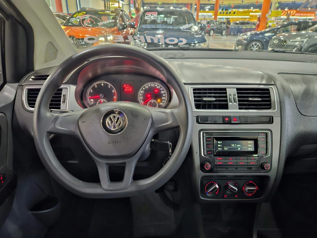 VOLKSWAGEN FOX
