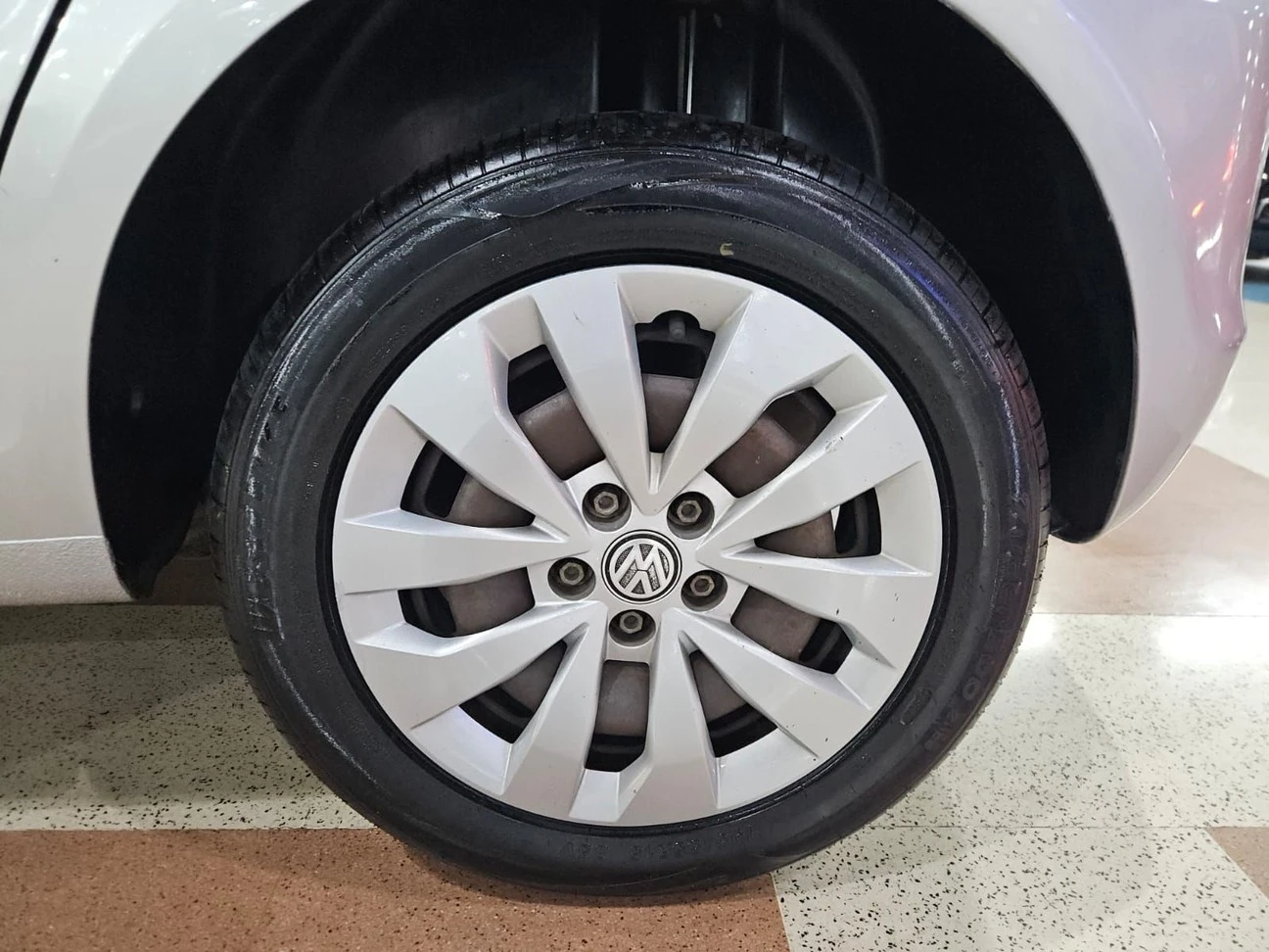 VOLKSWAGEN FOX