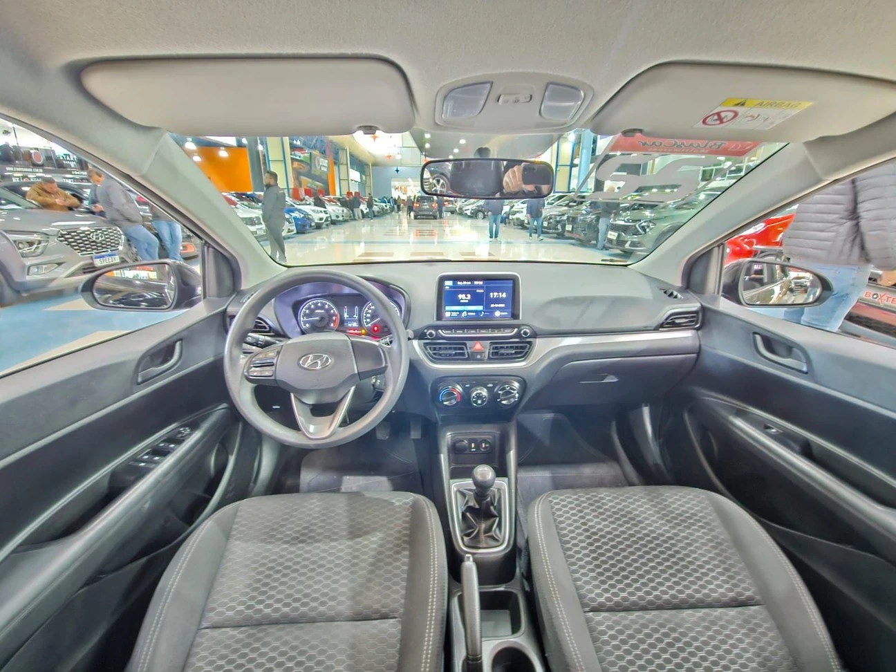 HYUNDAI HB20