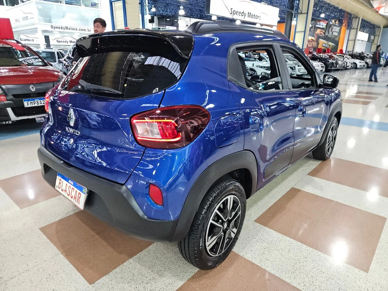 RENAULT KWID
