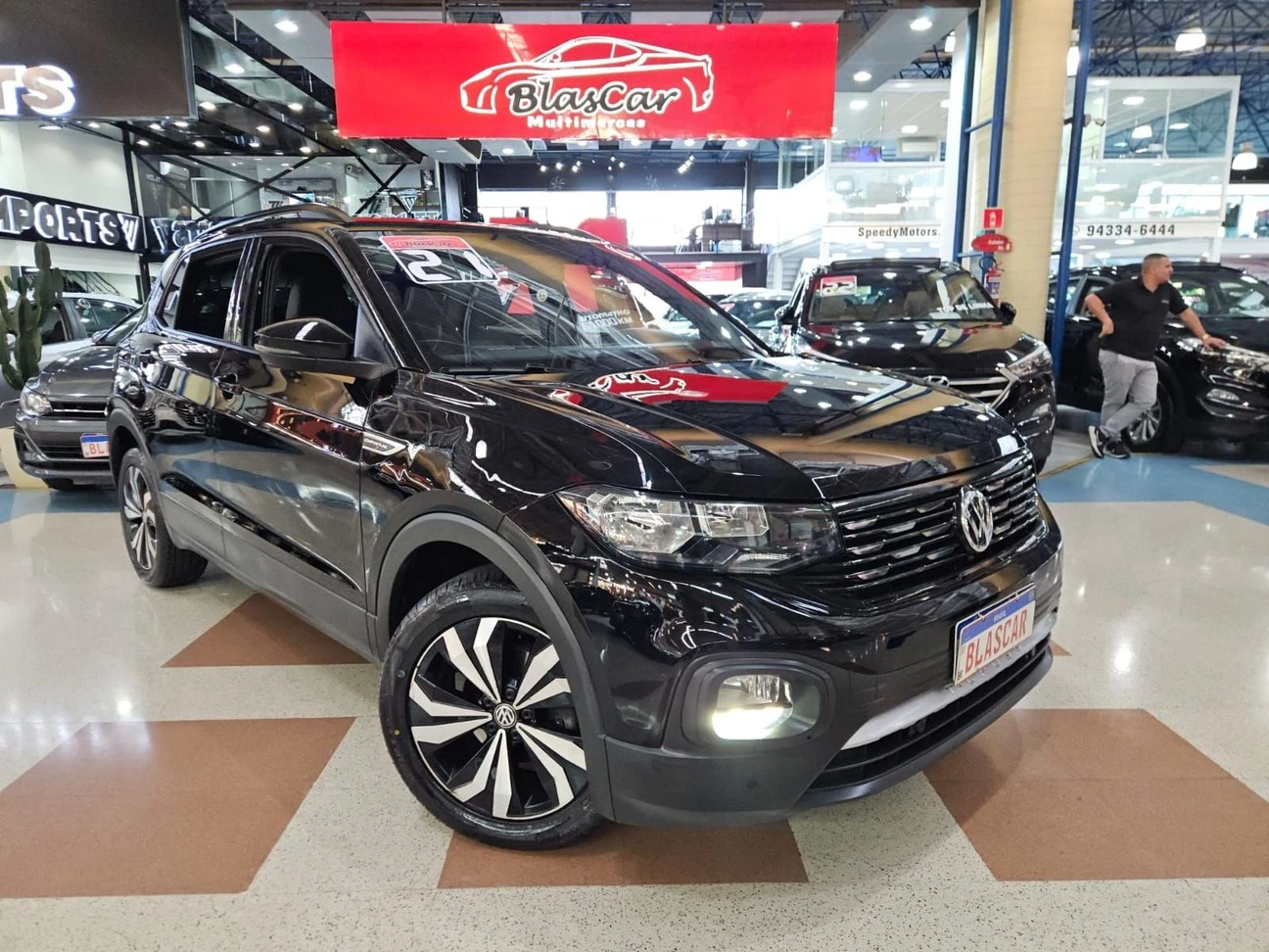 VOLKSWAGEN T-CROSS