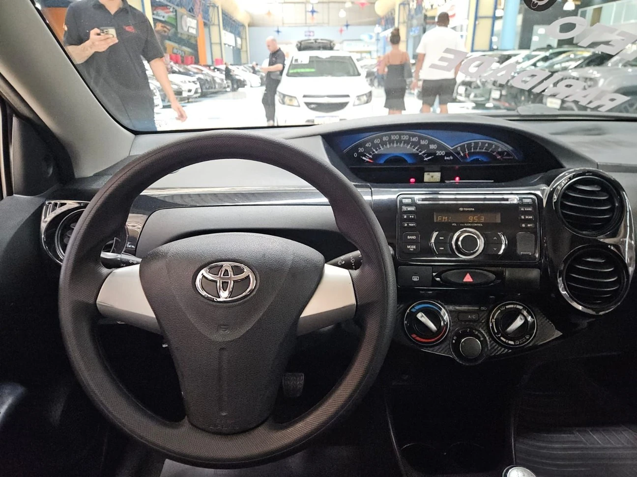 TOYOTA ETIOS