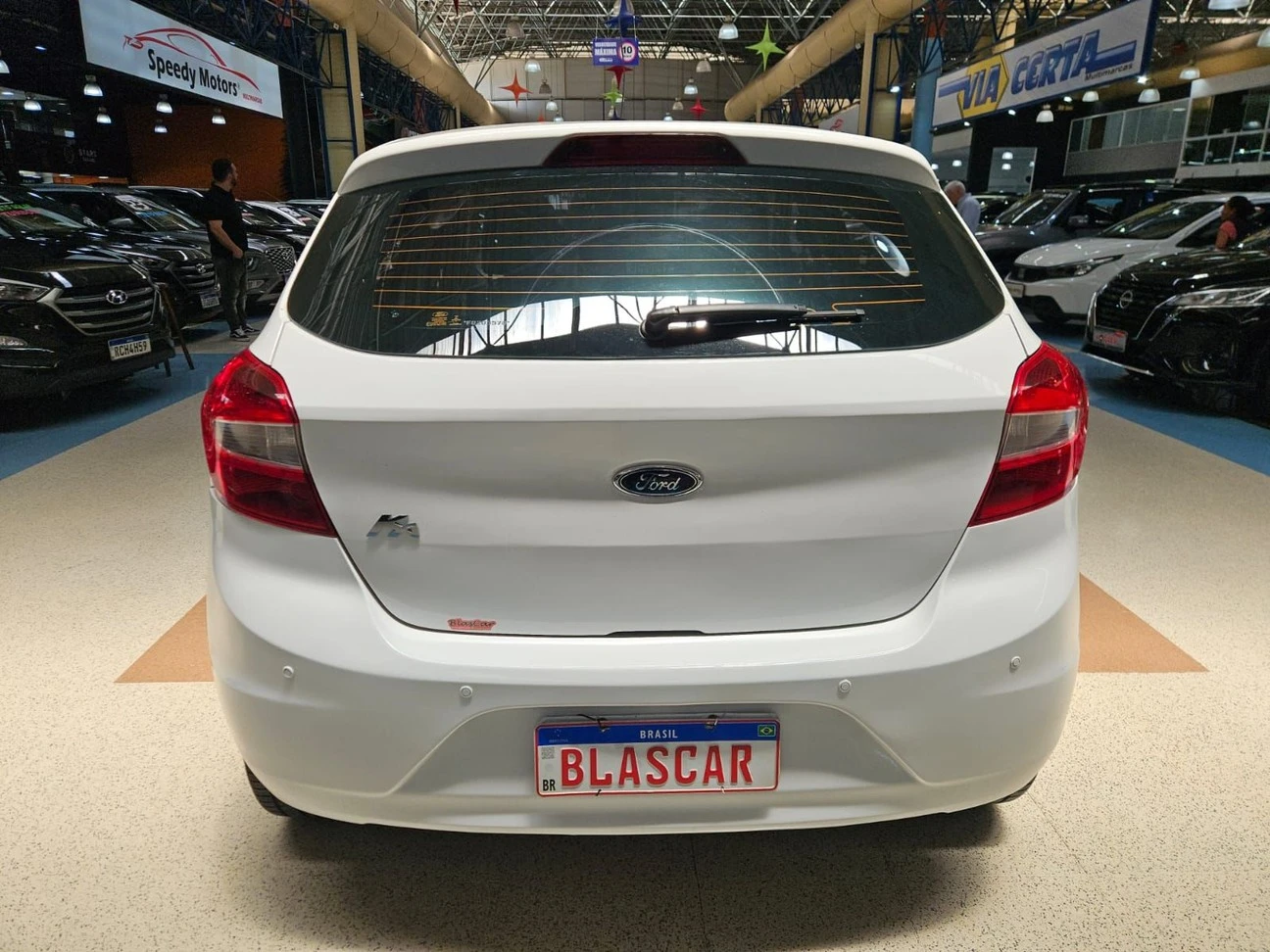 FORD KA