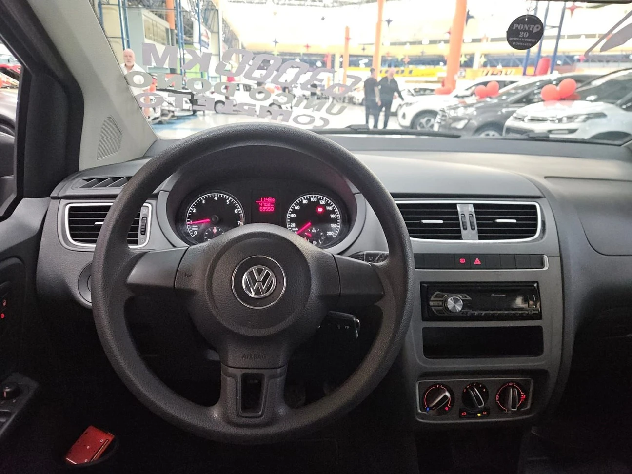 VOLKSWAGEN FOX