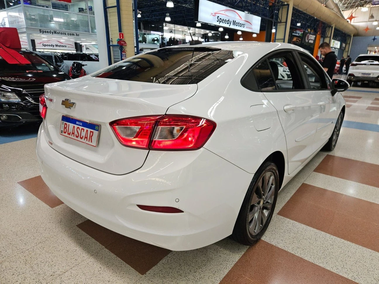CHEVROLET CRUZE