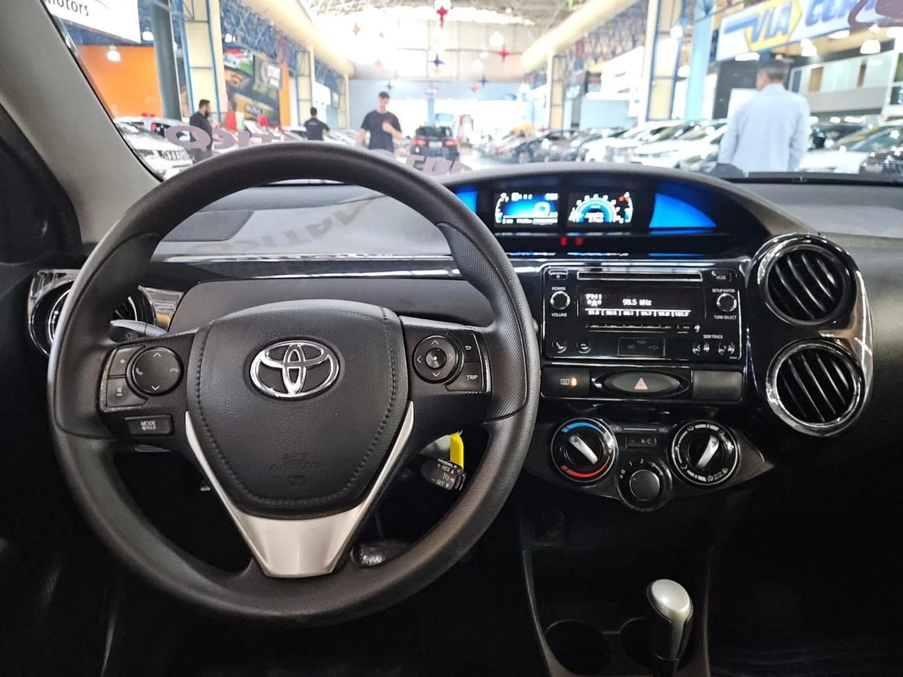 TOYOTA ETIOS