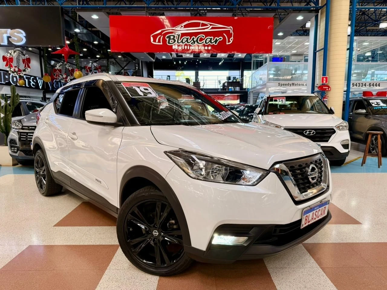 NISSAN KICKS