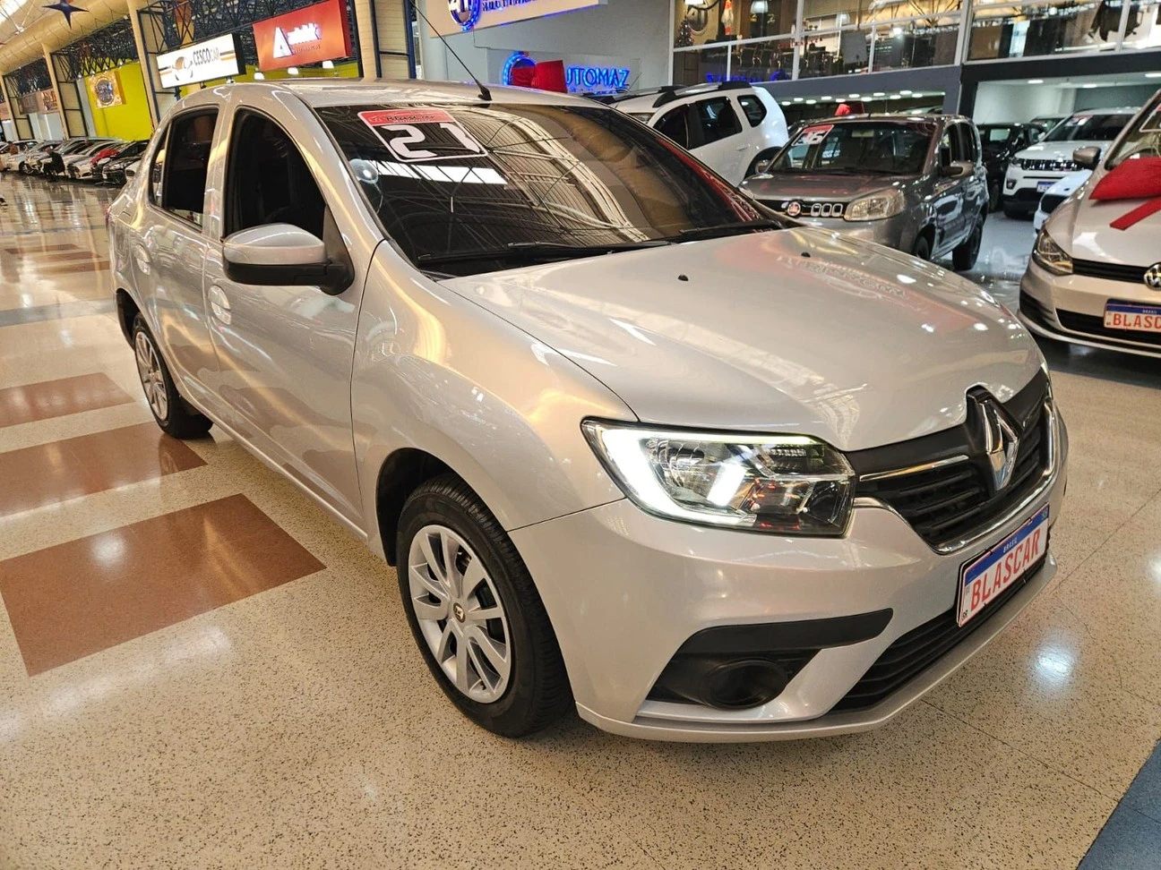 RENAULT LOGAN