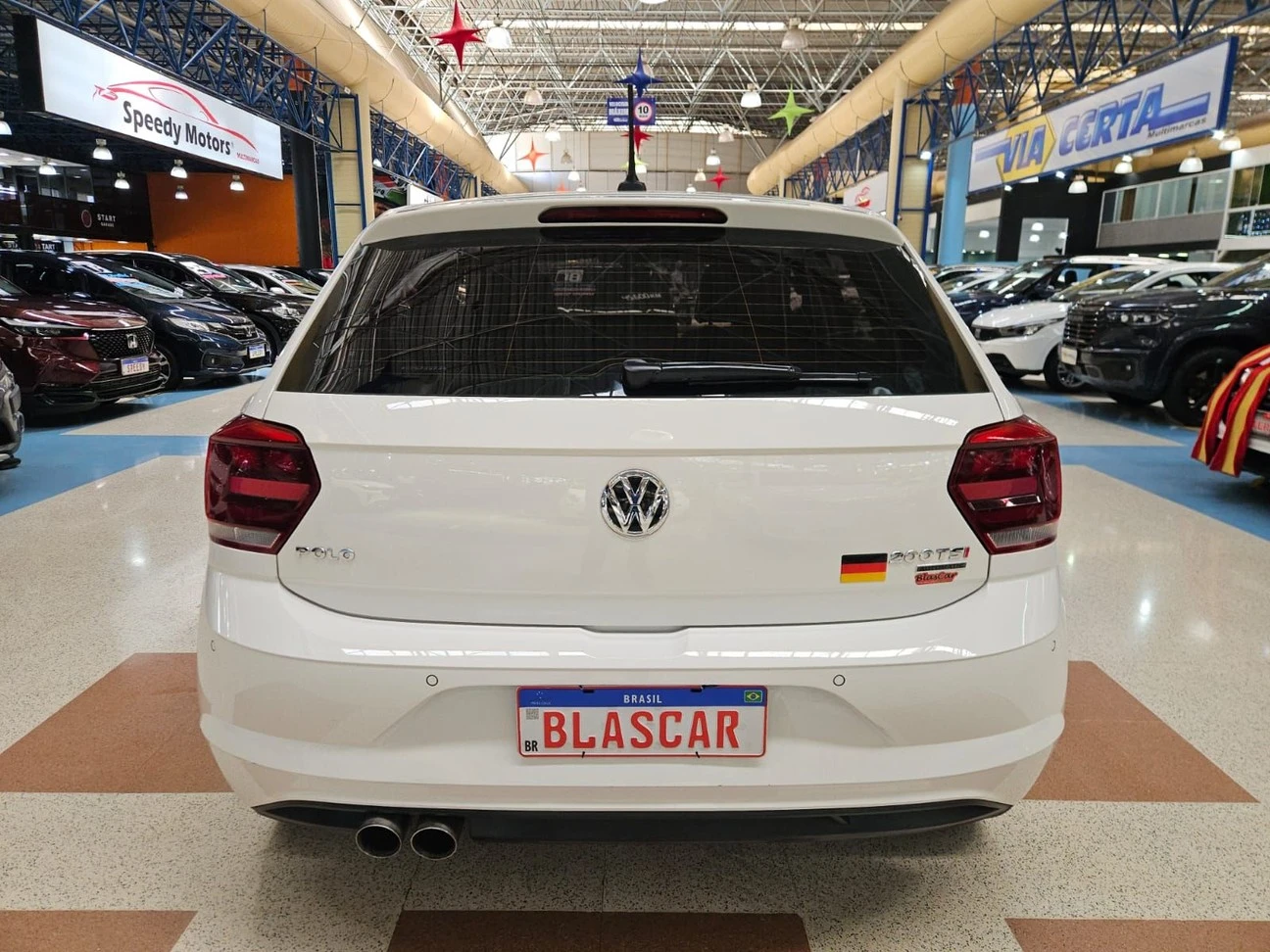 VOLKSWAGEN POLO
