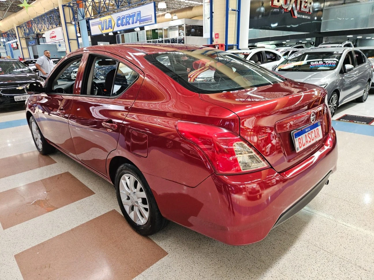 NISSAN VERSA