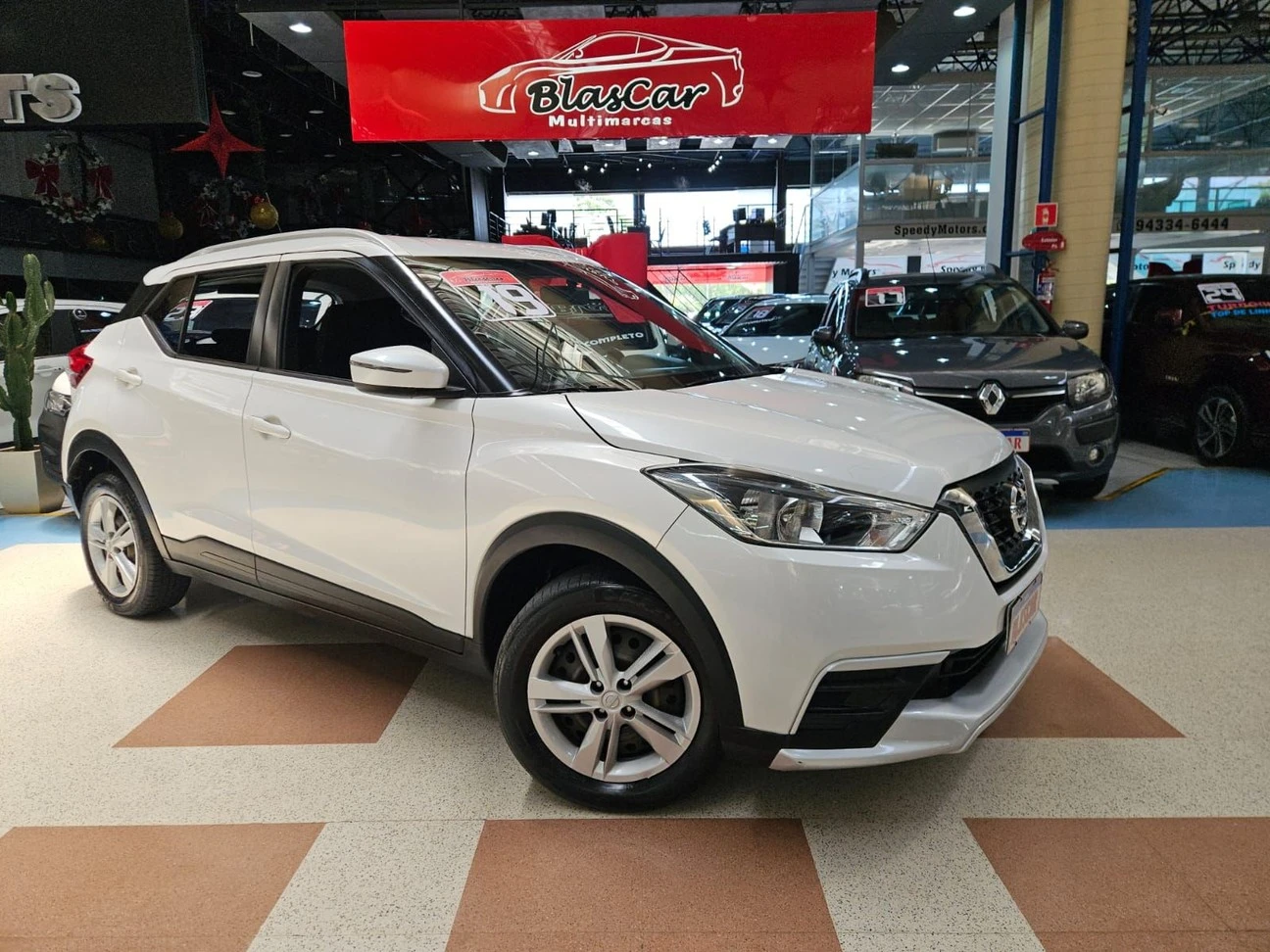 NISSAN KICKS