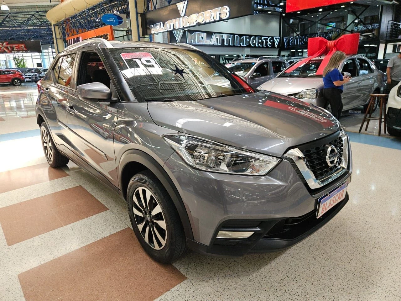 NISSAN KICKS