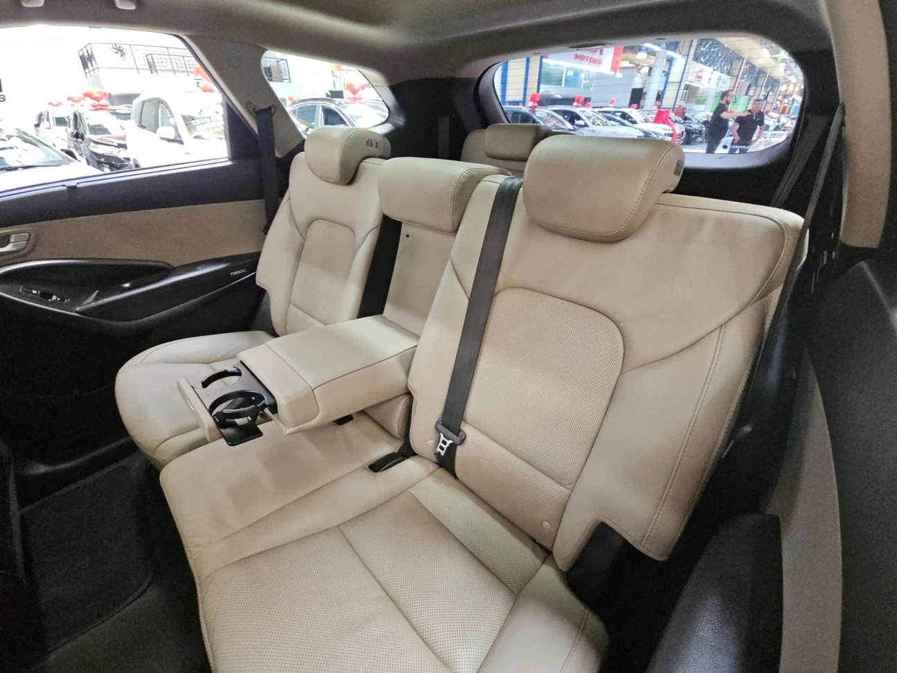 HYUNDAI GRAND SANTA FE