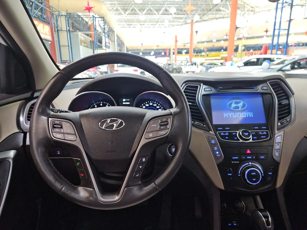 HYUNDAI GRAND SANTA FE