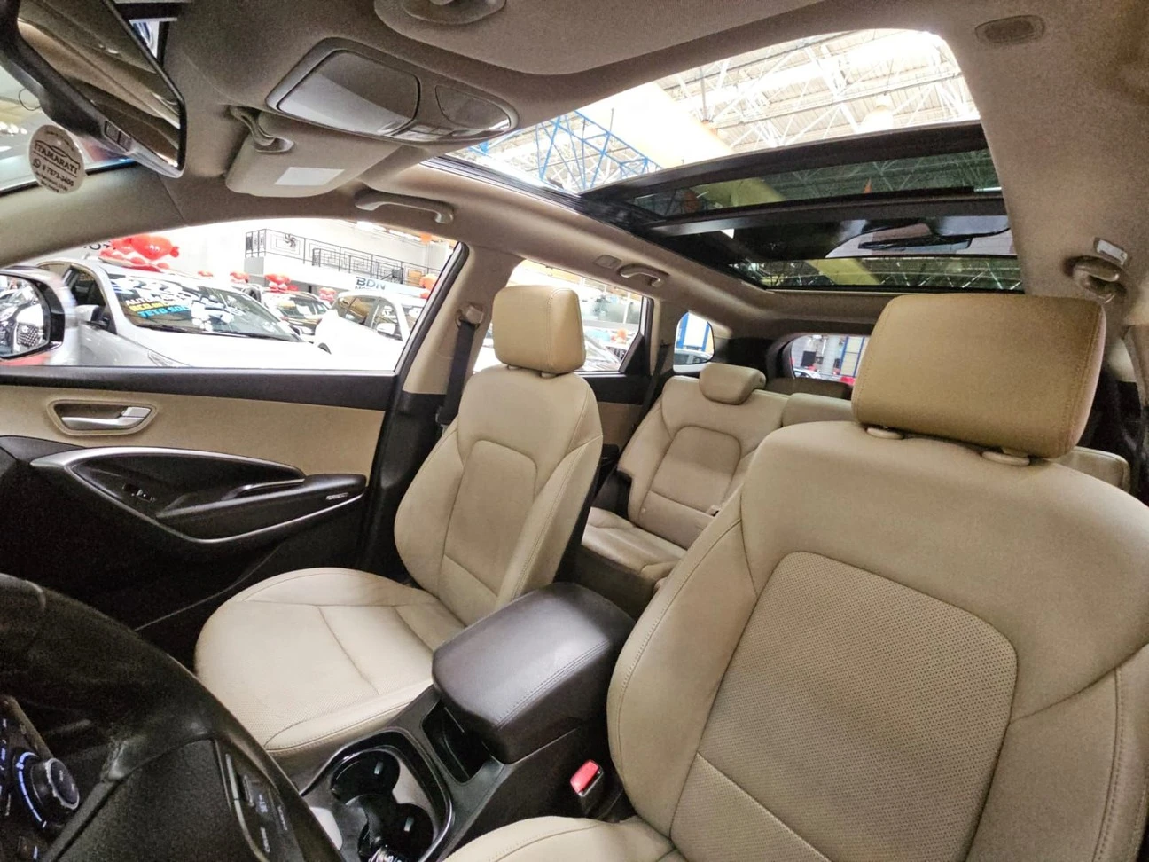 HYUNDAI GRAND SANTA FE