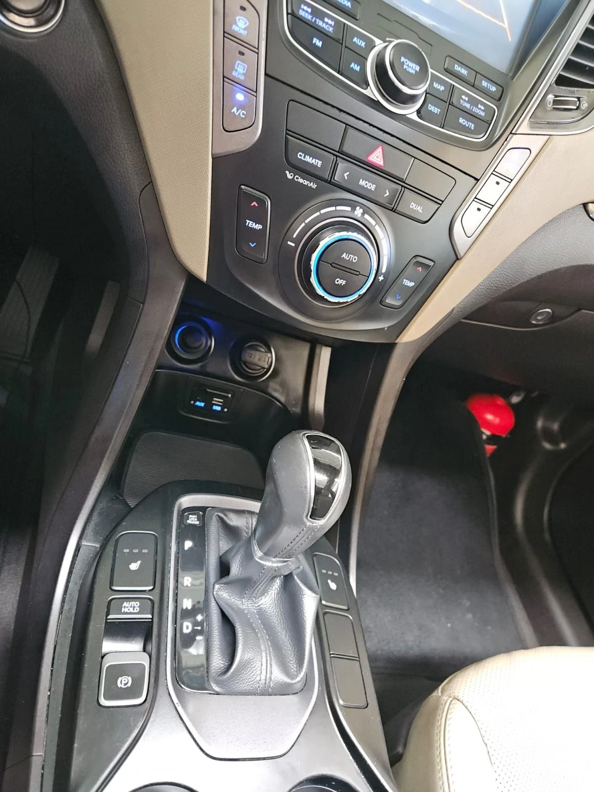 HYUNDAI GRAND SANTA FE