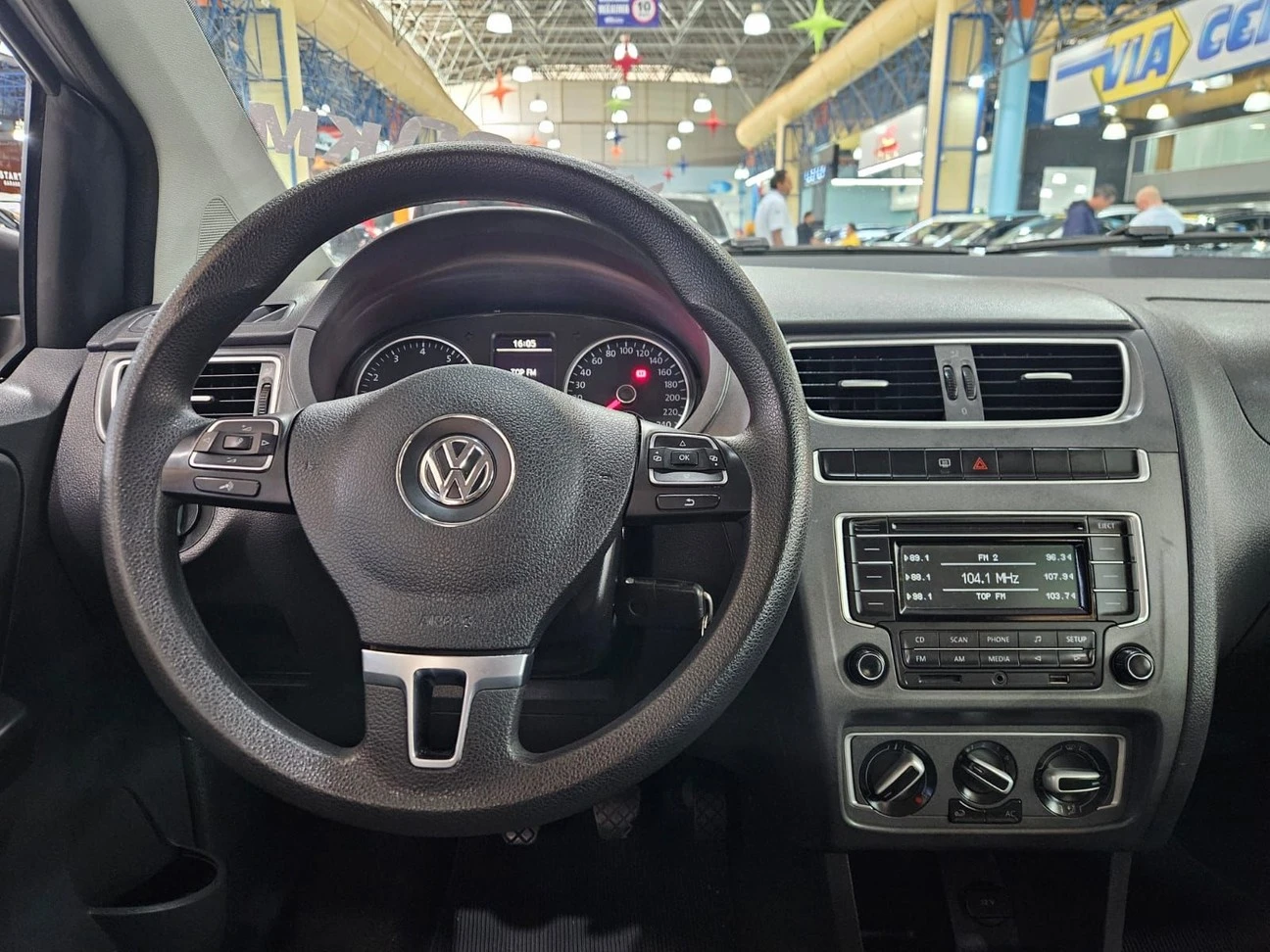 VOLKSWAGEN FOX