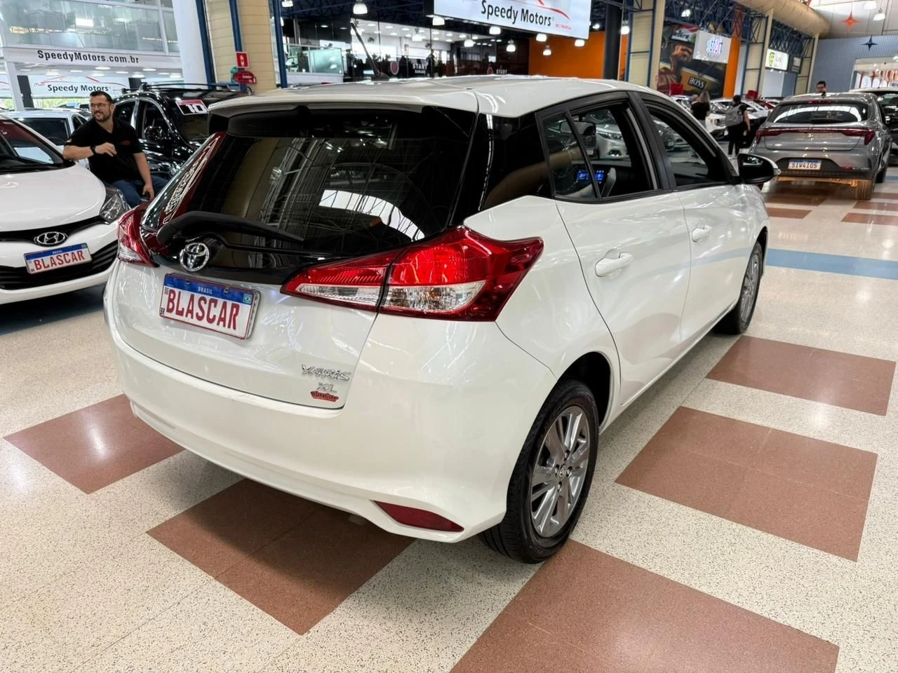 TOYOTA YARIS