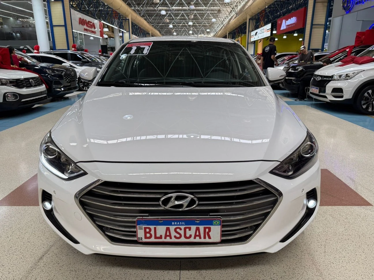 HYUNDAI ELANTRA