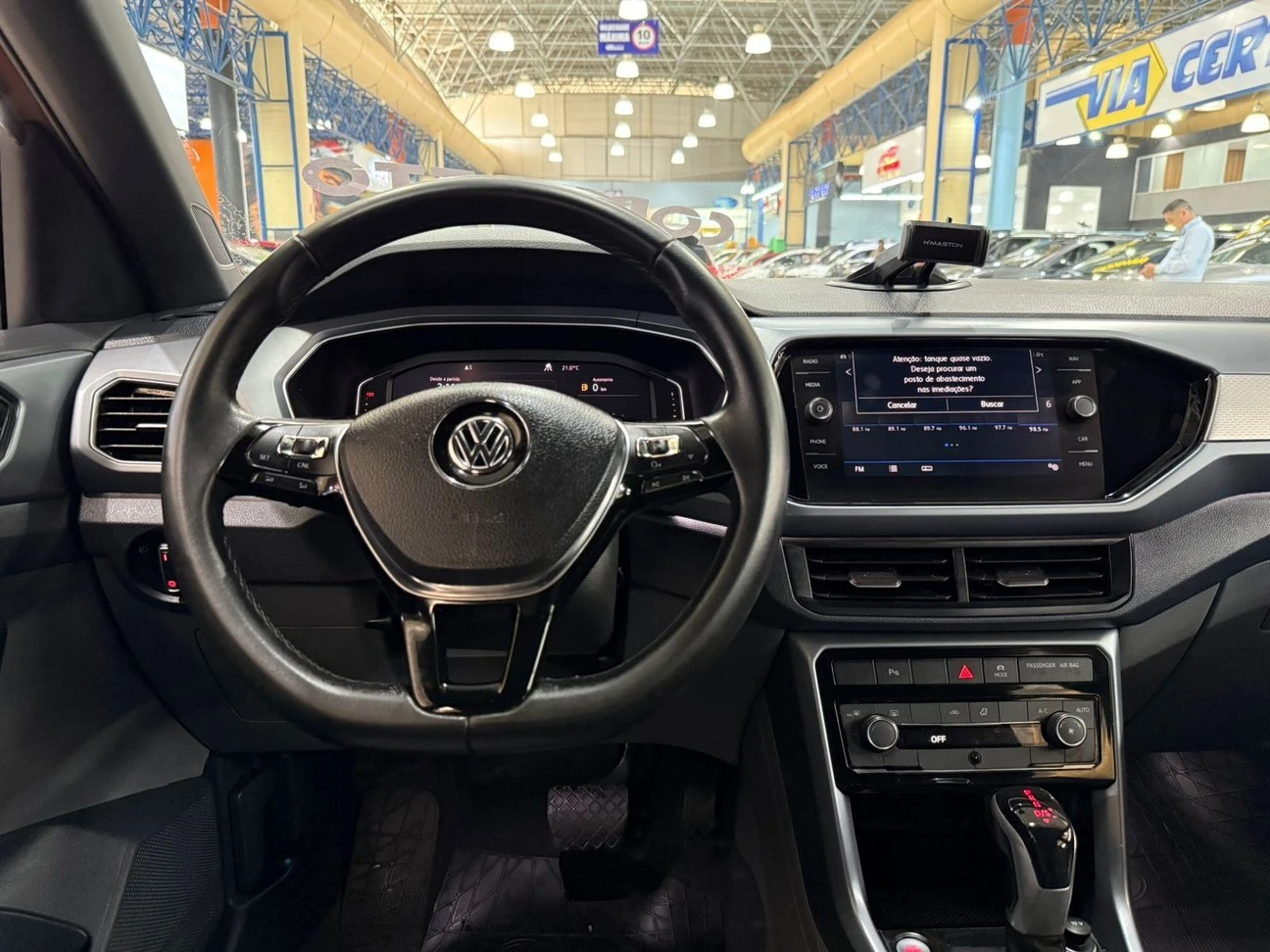 VOLKSWAGEN T-CROSS