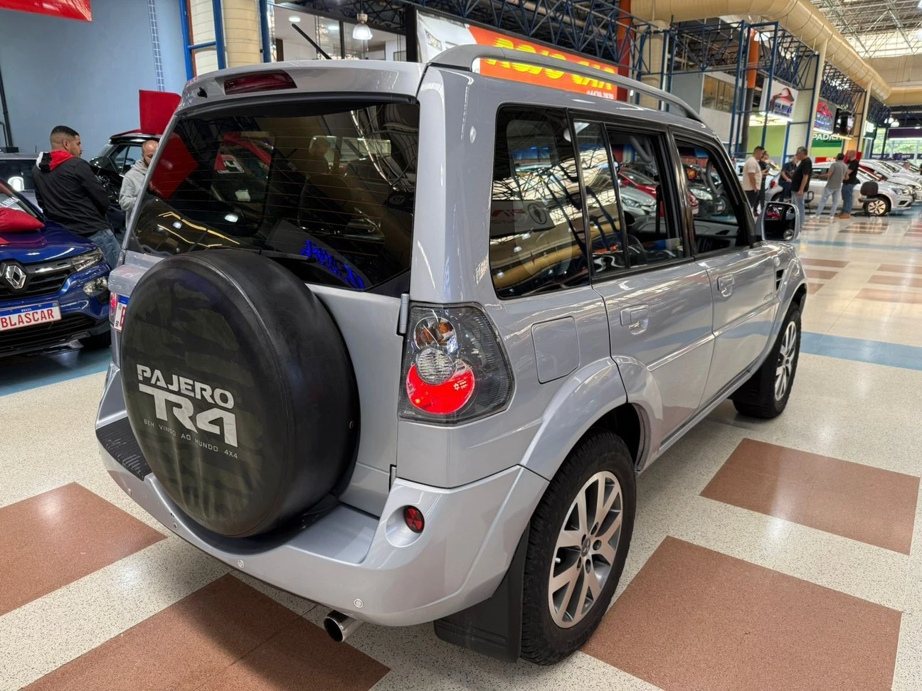 MITSUBISHI PAJERO TR4