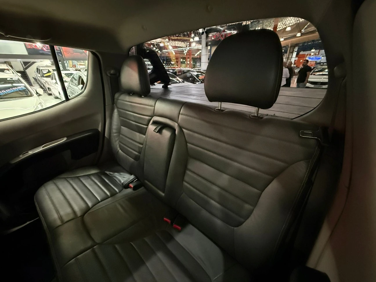 MITSUBISHI L200 TRITON