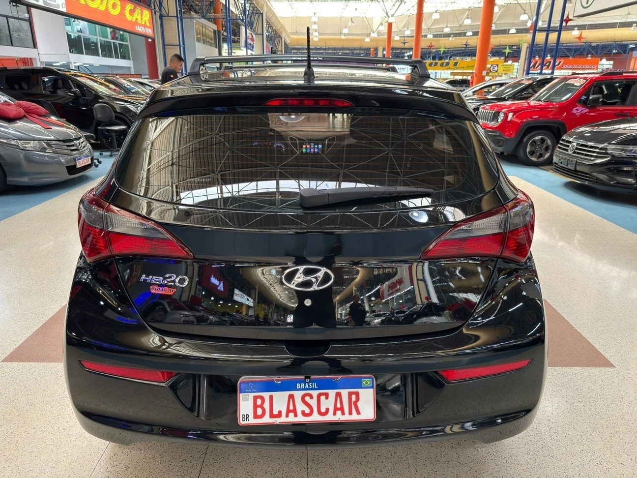 HYUNDAI HB20