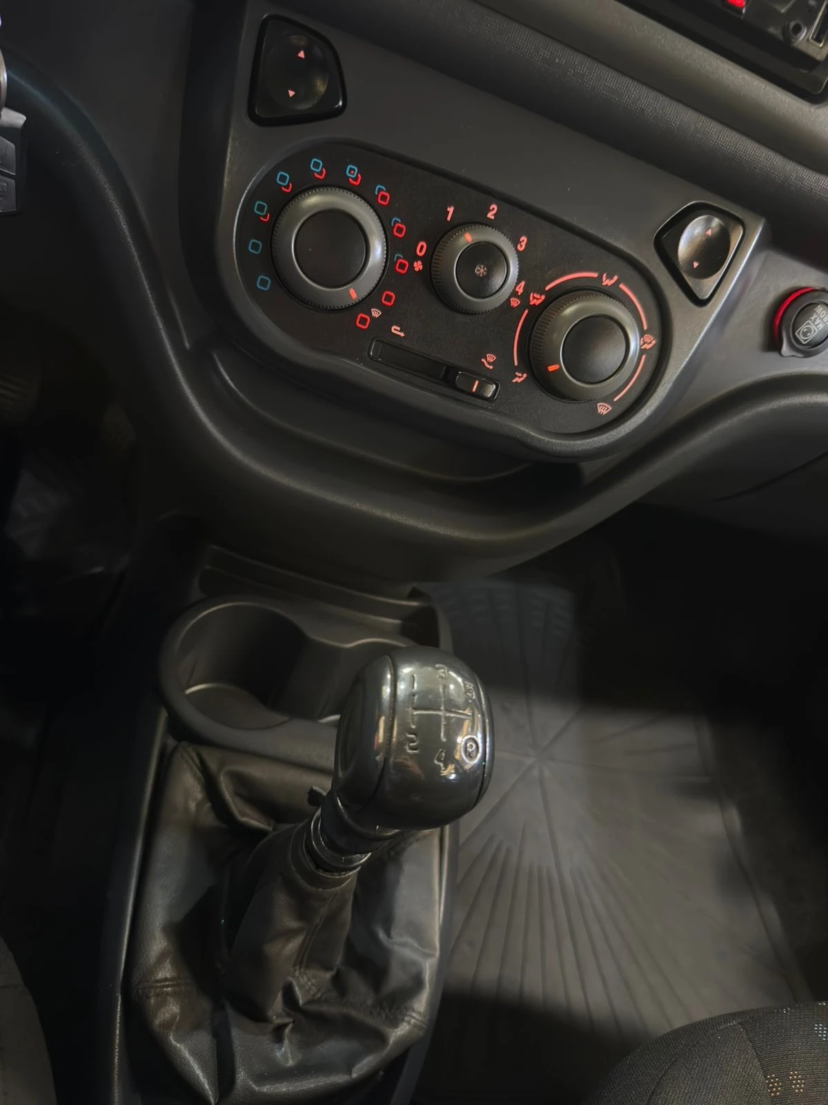 FIAT UNO