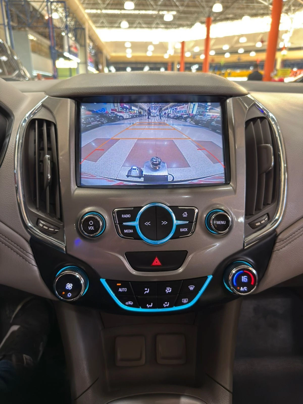 CHEVROLET CRUZE