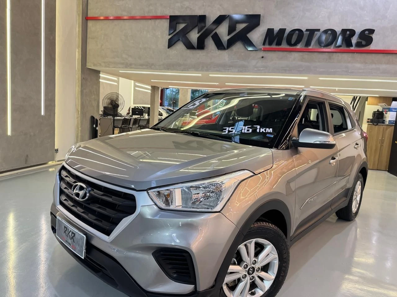 HYUNDAI CRETA