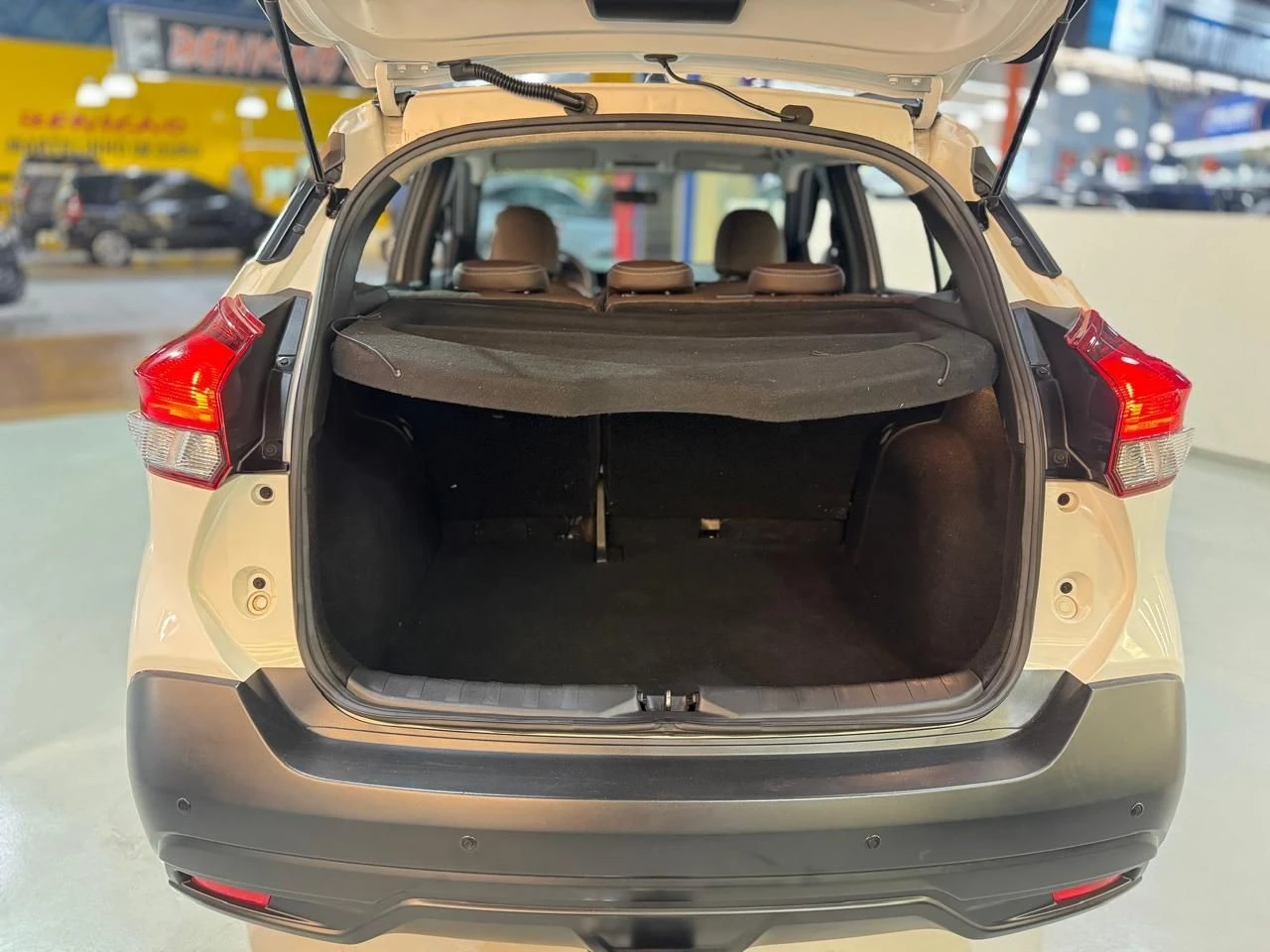 NISSAN KICKS
