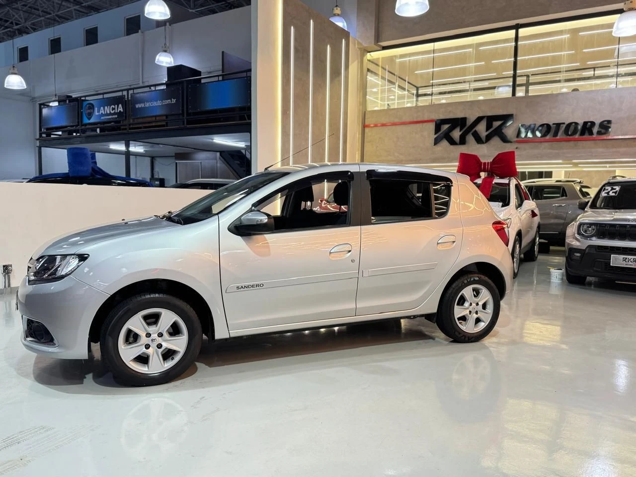 RENAULT SANDERO